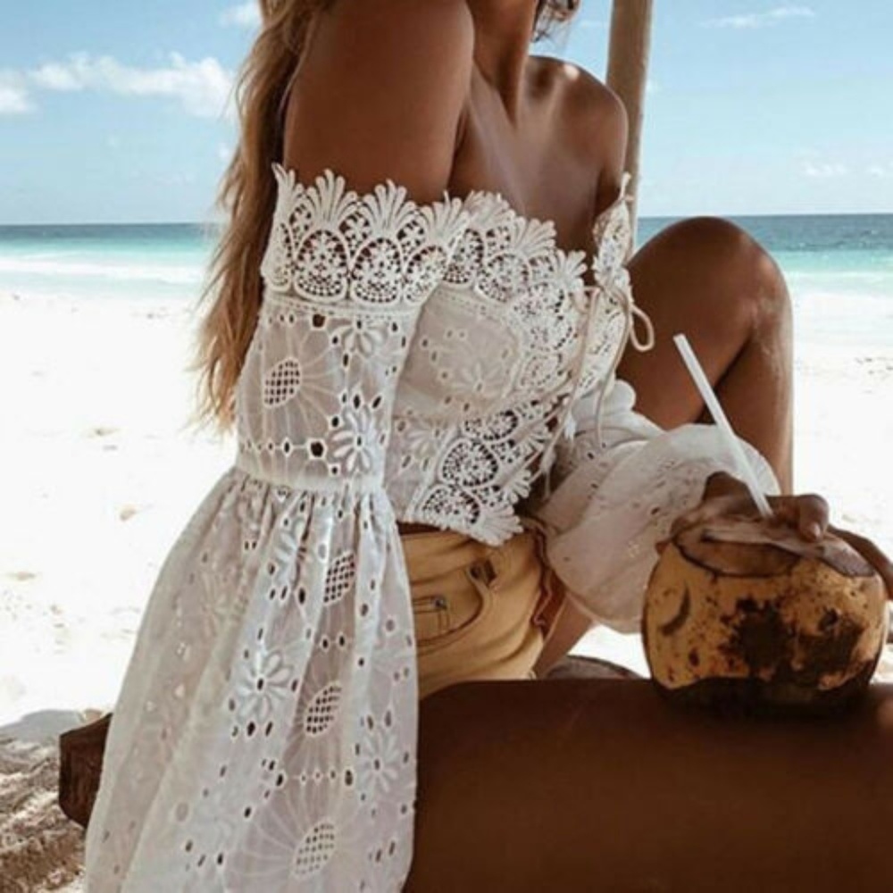 LAST 1 WHITE OFF SHOULDER LACE UP TOP - Picture 2 of 4